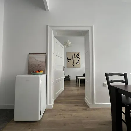 Cosy In The Heart Of Old Apartment